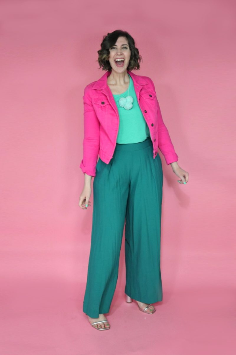 A Colorful (And Thrifted!) Spring Capsule Wardrobe | theoutfitrepeater.com