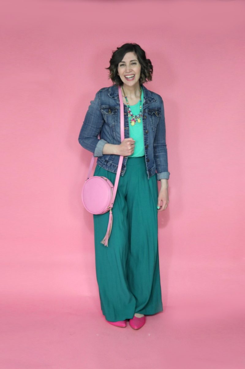 A Colorful (And Thrifted!) Spring Capsule Wardrobe | theoutfitrepeater.com