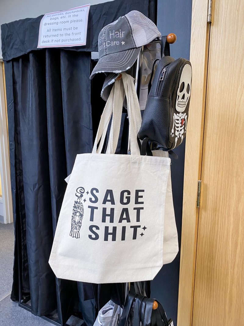 Shop Small Wisconsin: What I Tried On at Envy Bootique | theoutfitrepeater.com