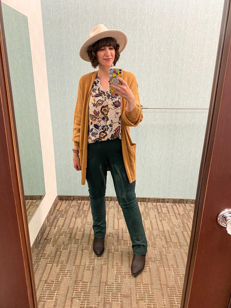 Outfit Photo Dump: What I Wore To Work This Fall