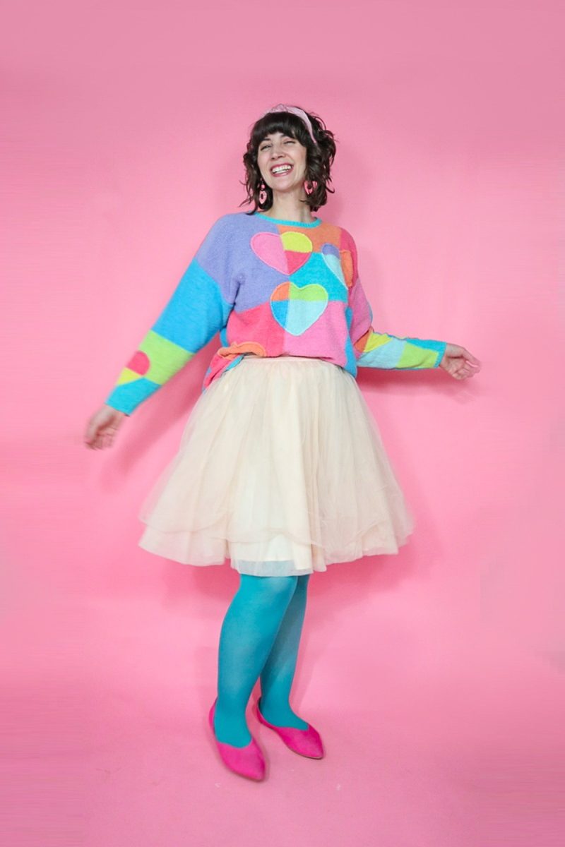 4 Comfy & Cute Galentine's Day Outfits | theoutfitrepeater.com