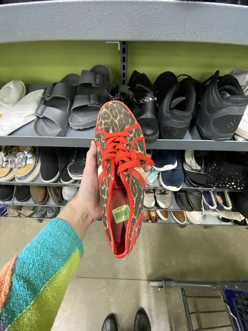 Spilling All My Secrets on Styling a Local Play | theoutfitrepeater.com